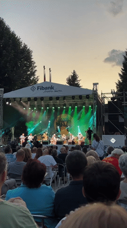 Live jazz under the canopy at Bansko's summer festival