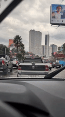 Traffic jam documented in Huixquilucan de Degollado during evening hours