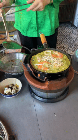 Morning street food and daily life captured in Đà Nẵng
