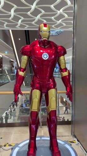 Pop culture displays spotted at Seoul shopping venues