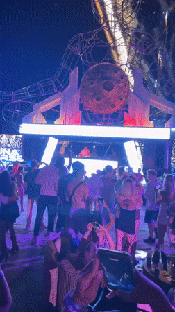 DJ event draws crowds to outdoor and indoor venues in Kediri