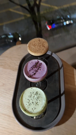 Late-night visit to Chicago Starbucks Reserve Roastery documented