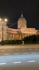 Unusual nighttime street scenes near Saint Petersburg's Kazan Cathedral