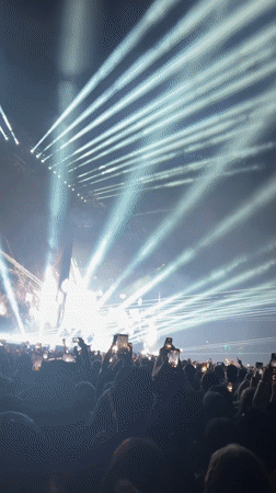 Early morning concert draws crowds in Indio amid laser shows