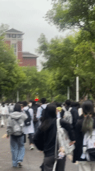 Students gather, walk through Chongqing High-tech Zone streets