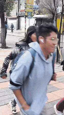 Evening street scenes documented across La Paz Bolivia