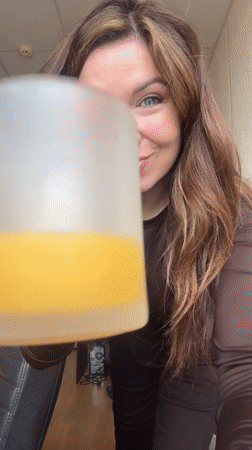 Woman with orange juice observed in Kryvyi Rih office