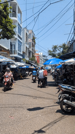 Street markets operating in Quy Nhon, Vietnam