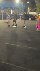 LED-wheel rollerblading group lights up Krasnoyarsk streets at night