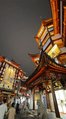 Night scenes captured in Shanghai's illuminated traditional architecture district