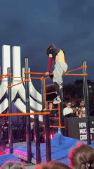 Outdoor calisthenics event draws crowd in Moscow at night
