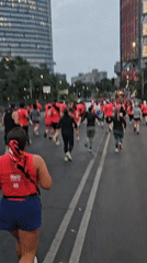 Running event draws crowds to Mexico City streets