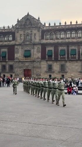 Military formation observed in Mexico City plaza Monday evening