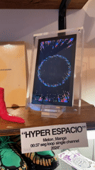 Art displays and retail scenes captured in Buenos Aires