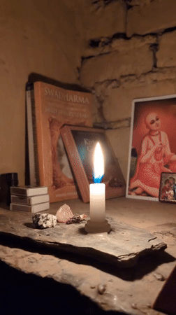 Witness captures altar scene and moths in Haini