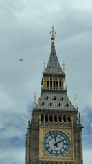 Ordinary afternoon documented around Westminster landmarks in London