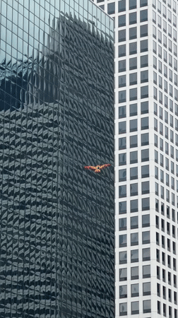 Fourth of July in Chicago: kites, skyscrapers, and a river tour