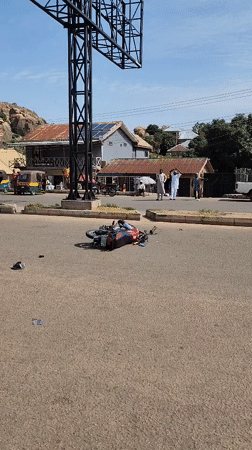 Morning street activity in Kabong and Jos after a motorcycle crash