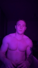 Man documents workout session with selfies in Chaikovsky bathroom