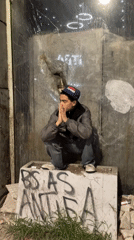 Early morning street scenes documented across Buenos Aires