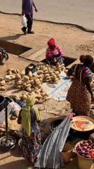 Morning market life documented in Gwong, Nigeria streets