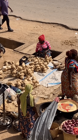 Morning market life documented in Gwong, Nigeria streets