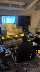 Two men spotted in Buenos Aires recording studio
