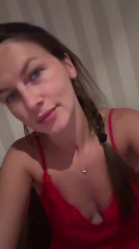 Woman takes multiple selfies in Fredenbeck bedroom