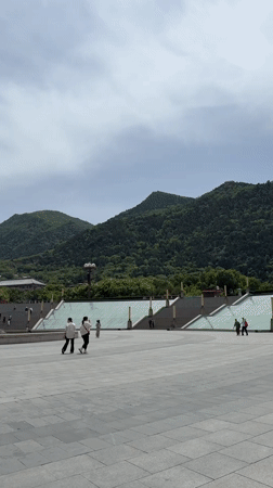 Bronze dancing sculpture documented in Lintong District plaza