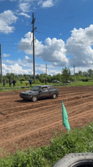 Off-road racing event draws crowds in Votkinsk, Russia