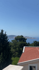 Witness documents scenic coastal views in Šušanj, Montenegro