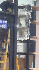 Routine commercial activity documented across Ramat Gan shopping district