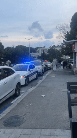 Police presence draws civilian attention on Haifa street