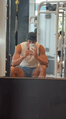 Gym check-in with mirror selfie and progress shots in LA