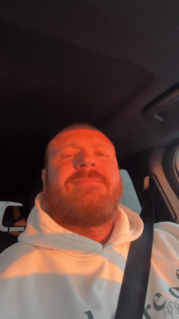 Bearded driver in white hoodie spotted in Chaykovsky