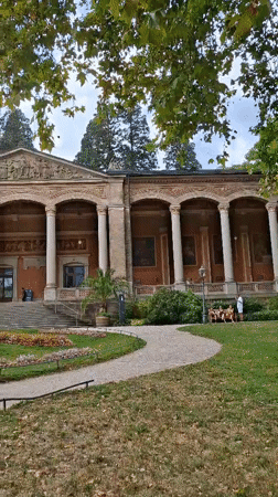 Kurhaus Baden-Baden: gardens, grand facades, and summer flowers