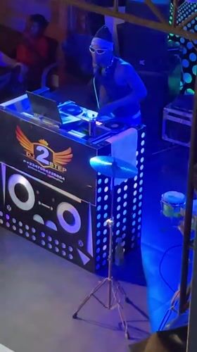DJ 2 Step performs live set at Obosi club