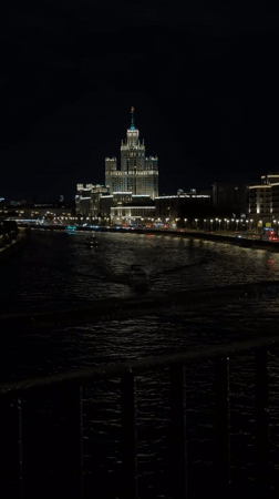 Moscow River nighttime scenes and street maintenance captured