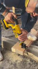 Spring gardening and woodworking documented in Zav'yalovo, Russia