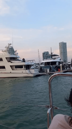 Twilight boat footage captures serene Na Chom Thian coastline