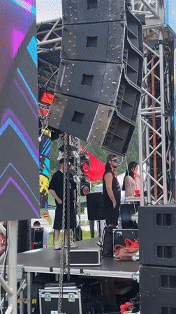 Pool party festival underway at LYMP Winery, Krasnoyarsk