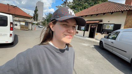 Person observed on Belgrade overpass during midday Saturday