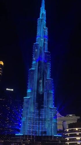 Burj Khalifa displays special lighting show in Dubai