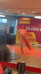 Solo dancers compete for 30,000 rubles at Astrakhan fair