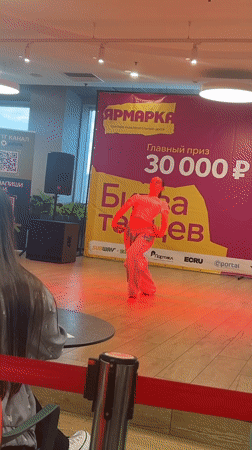 Solo dancers compete for 30,000 rubles at Astrakhan fair