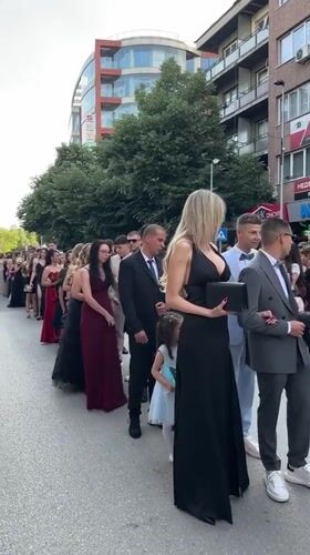 Bulgarian graduation celebration draws formally dressed students to Veliko Tarnovo