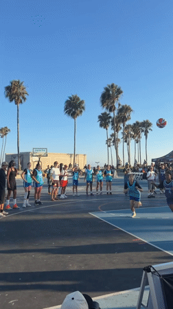 The HoopBus brings a pop-up basketball court to LA