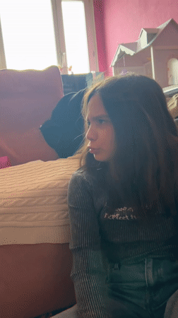 Moscow residents document everyday moments across city Saturday morning