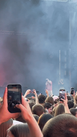 Live outdoor concert draws big crowd in Krasnodar