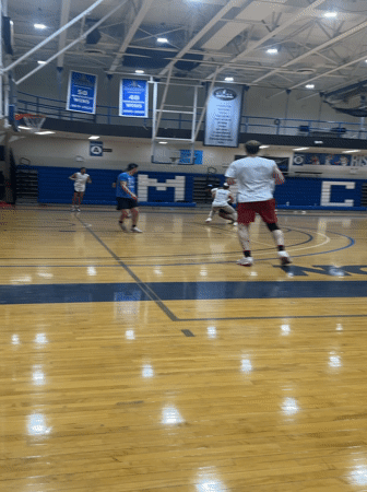 Evening basketball practice session documented at New York gymnasium